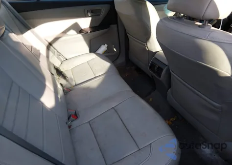 2015 Toyota Camry Xle z USA, uszkodzony, nr VIN 4T1BF1FK0FU979540